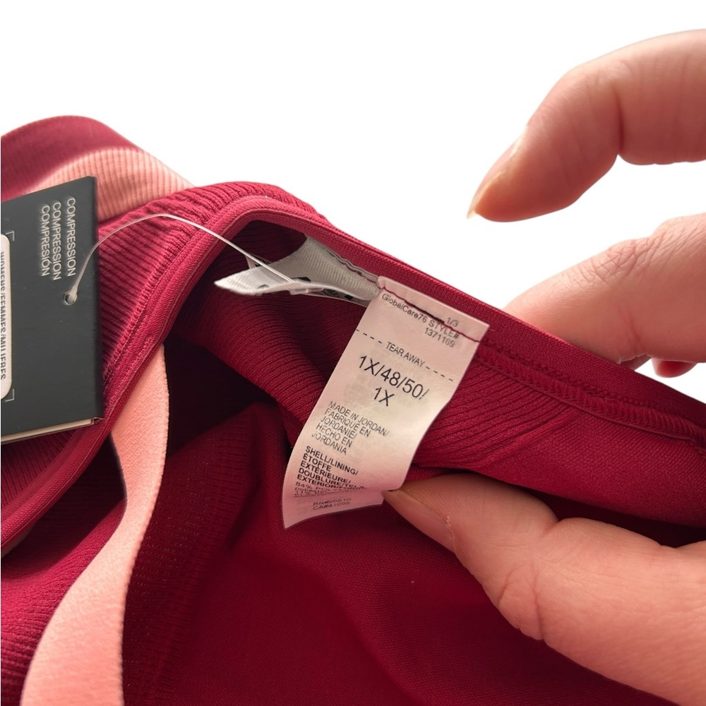 Under Armour Women's Crossback Burgundy and Pink Sports Bra - Picture 6 of 6